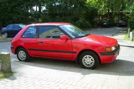 Mazda 323 GLX – Bild 1