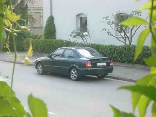 Mazda 323 S Teil 1 – Bild 7